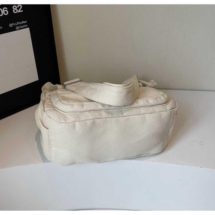 👜✨ Distressed Canvas Messenger Bag – Multi-Zipper Layered Design, Wide Adjustable Strap