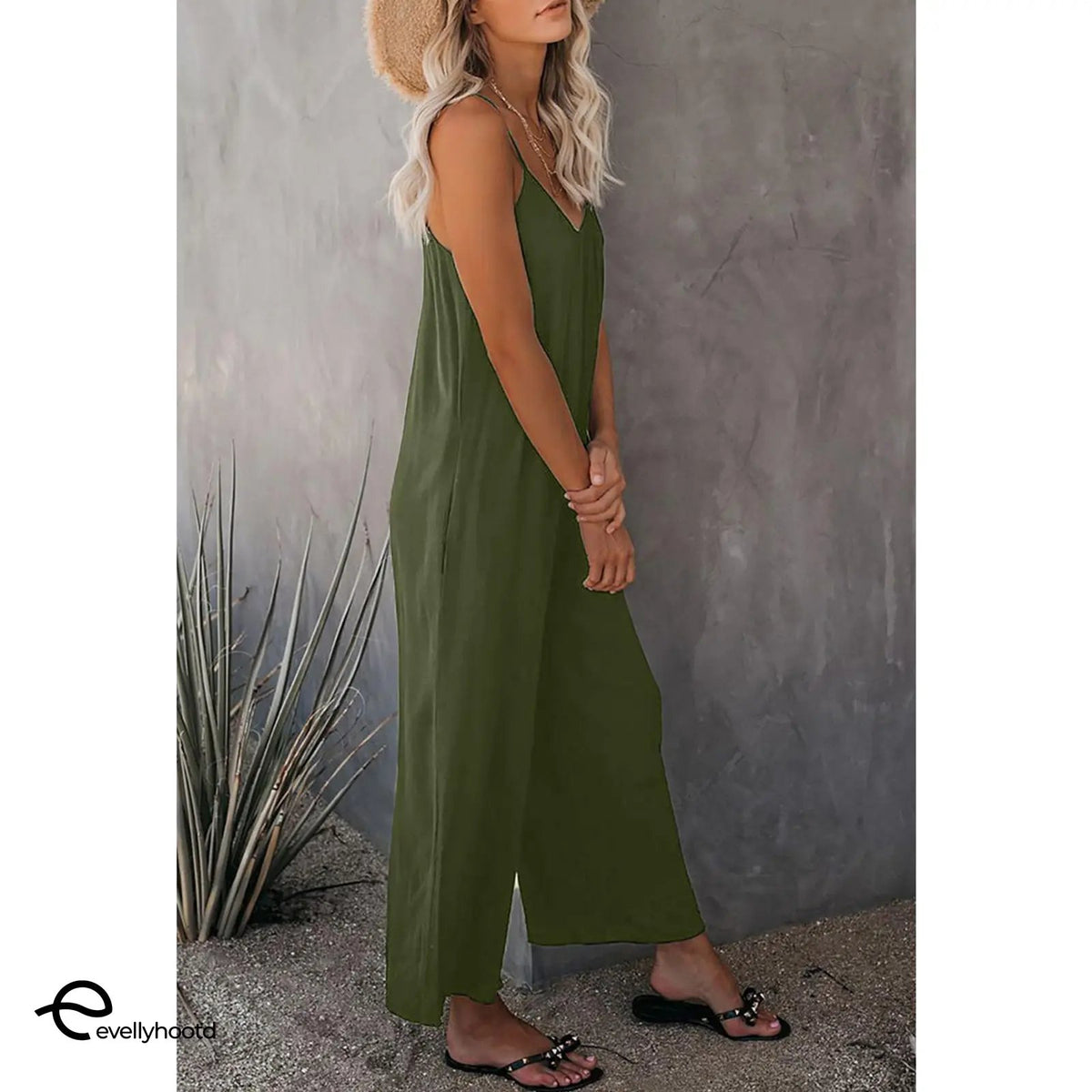💖Flattering Plus Size Wide Leg Jumpsuit with Pockets – Comfy, Stylish & Perfect for Summer! ☀️👖