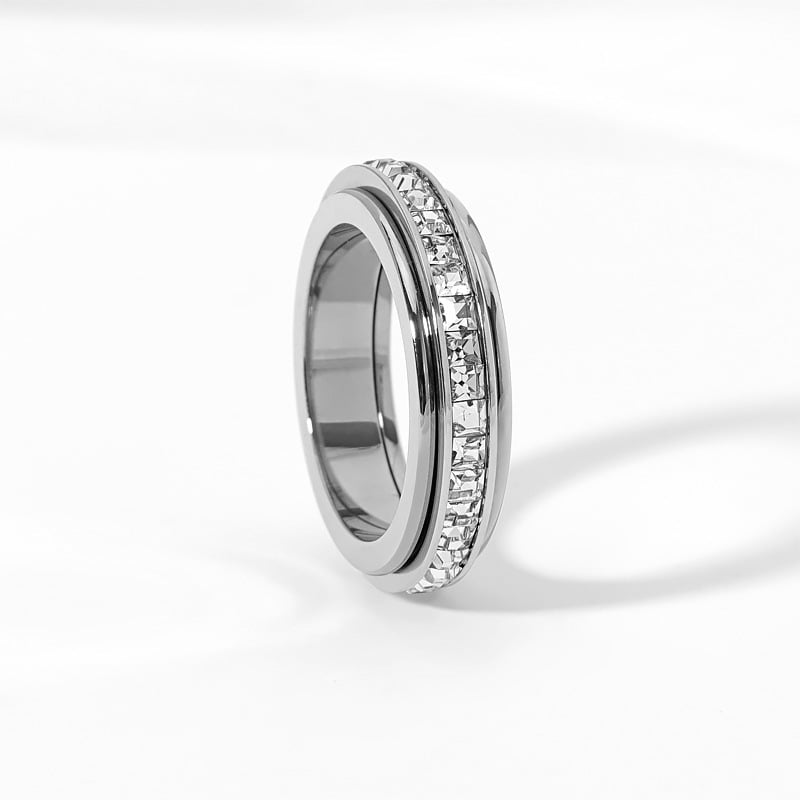 🎁Today Only 49% Off - Sparkling Spinning Ring, Relieves Anxiety, Symbolizes Vows & Luck, Waterproof & Fade-Resistant