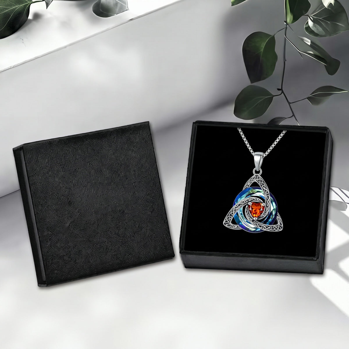 ✝️Birthstone Celtic Trinity Knot Necklace ✨